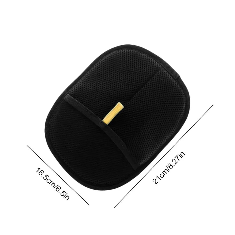 Pet Hair Removal Glove for Dogs & Cats – Reusable Fur Remover Mitt, black color with dimensions 16.5cm x 21cm.